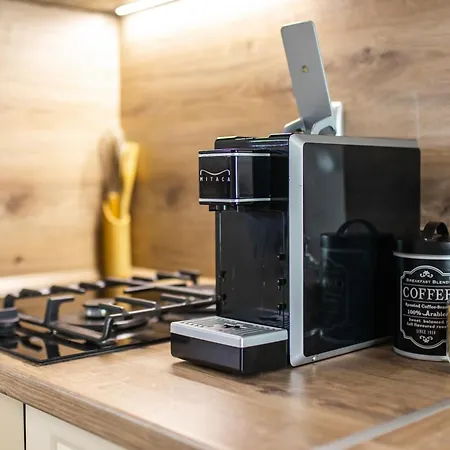 Happy Town Apartman *