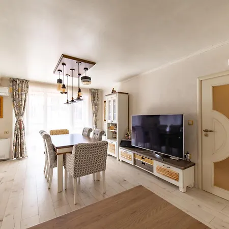 Happy Town * Wielkie Tyrnowo