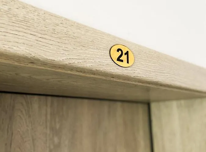 Happy Town Apartment